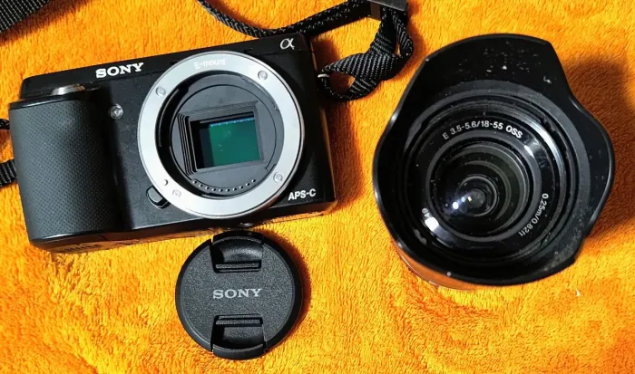 Câmera Sony NEX - F3