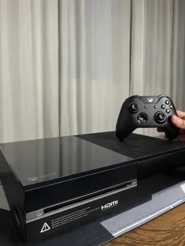 Xbox one completo com 1 controle originail ##ACEITO CARTÃO##