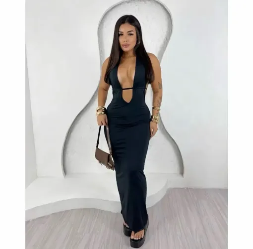 Vestido longo decotado