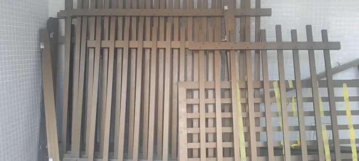 Grades de em alumínio cor bronze