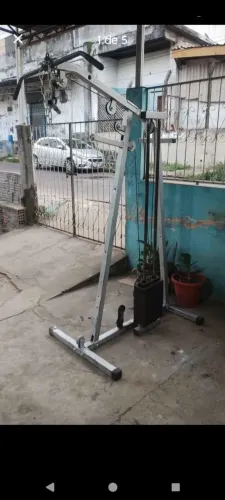 MÁQUINA DE MUSCULAÇÃO
