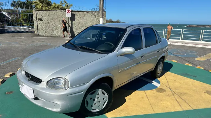 Chevrolet Corsa Sedan Super Milenium 1.0 MPFI 16V 2001