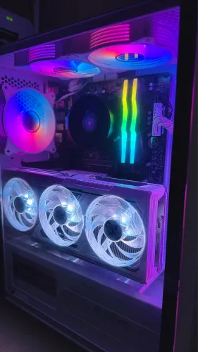 PC GAMER WHITE PERFORMANCE - 1440P ULTRA | 4K ALTO | 1080P