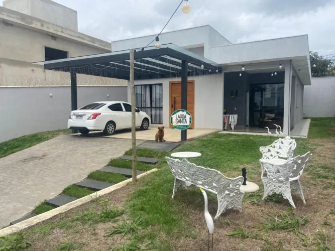 Casa à venda no bairro Vila dos Ipês - Lagoa Santa/MG