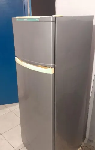 Geladeira Consul 2 portas