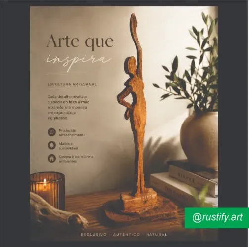 Escultura Bailarina Artesanal em Madeira