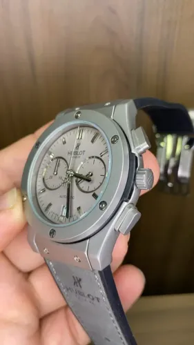 Relógio Masculino Hublot- Couro Cinza - 42mm - Prem AAA+