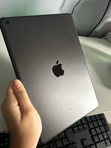 iPad 9ª Geração 10.2" 64GB Wi-Fi Impecável Caixa Original 9 Meses Uso