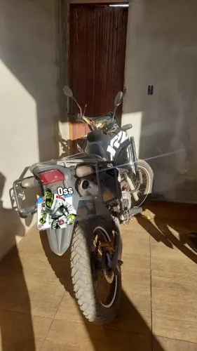 XRE 300 
