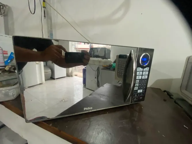 Vende-se microondas Philco espelhado