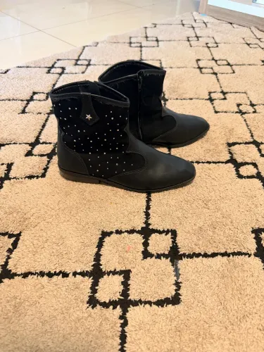 Bota Molekinha 34
