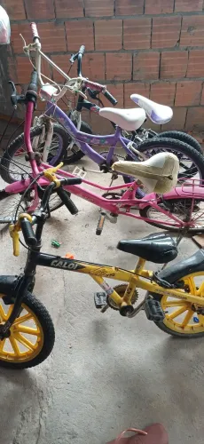 Estou vendendo as 4 bicicletas meus filhos não estão mas brincando