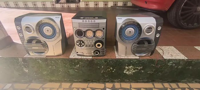 Som Philips com tecnologia woox