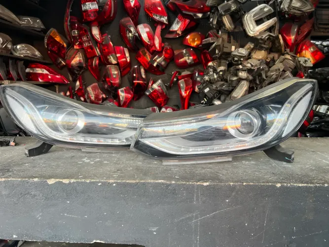 Par Farol Dianteiro Tracker Led 2017 2019 Original