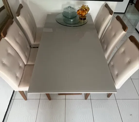 Mesa a venda