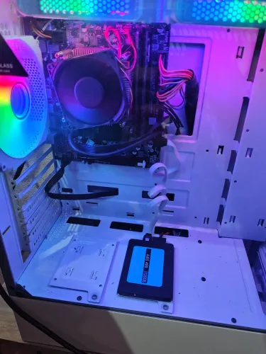 CPU Intel(R) UHD graphics 630