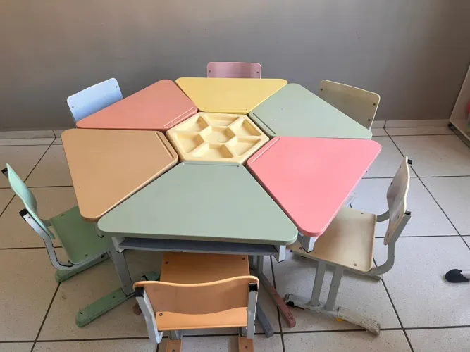 Jogo de mesa e cadeira infantil 6 unidades