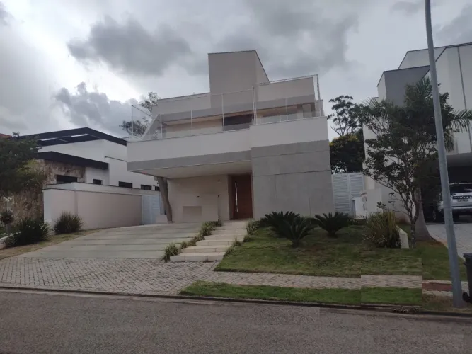 Casa com 4 dormitórios à venda | 321 m² | R$ 2.350.000,00 | Alphaville Nova Esplanada 1 