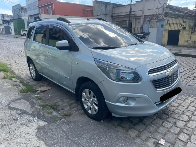Chevrolet Spin LTZ 1.8 8V Econo.flex 5P Aut. 2013