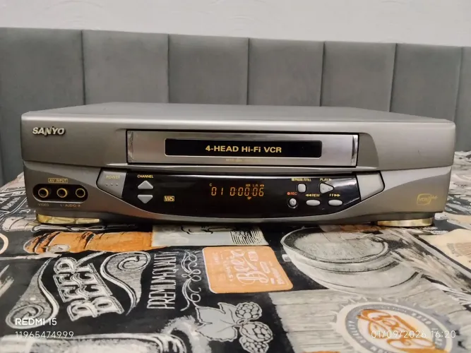 Video cassete Sanyo ( leia o anúncio)