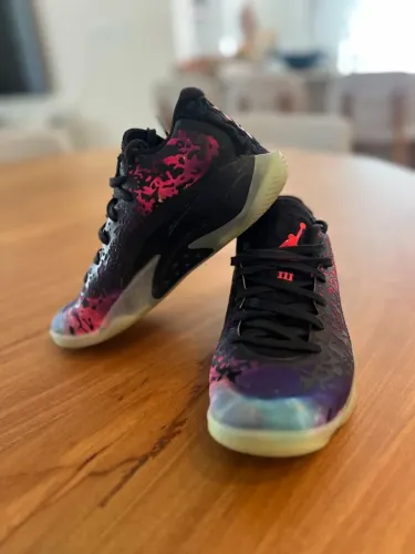 Tênis Nike Jordan Zion 3 - tamanho 34