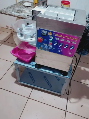 Vendo mini fábrica de salgados