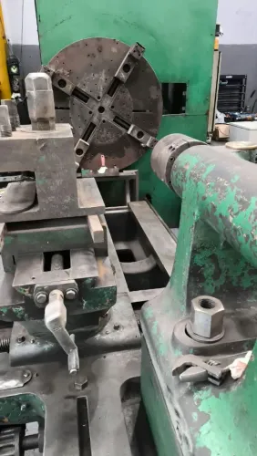 Torno antigo