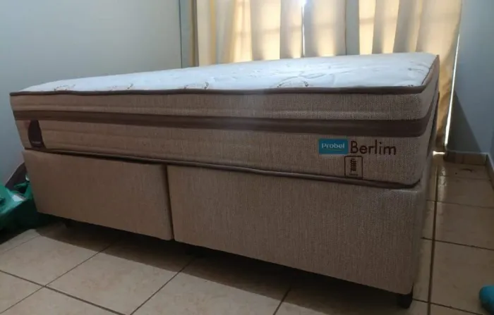Cama Queen probel  Berlim 
