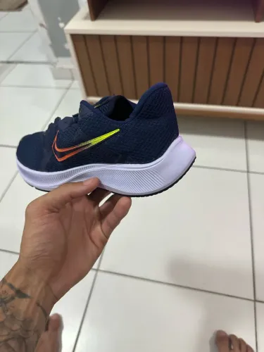 Tênis primeira linha