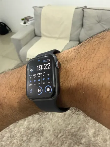 Apple Watch SE (Com Caixa e Carregador) - Único Dono