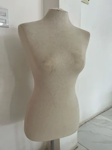 Manequim alfaiate feminino