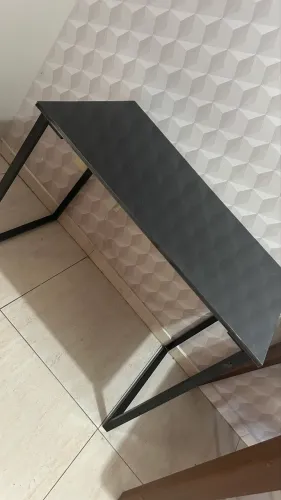 Mesa de escritório tipo industrial ferro 