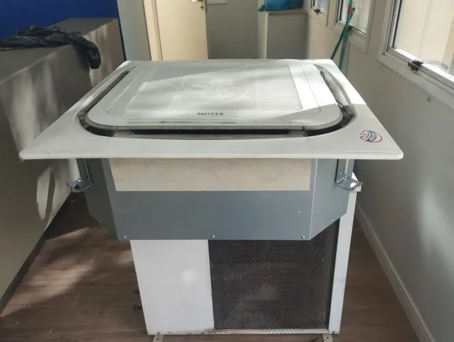 Ar condicionado 36 BTUS modelo cassete 