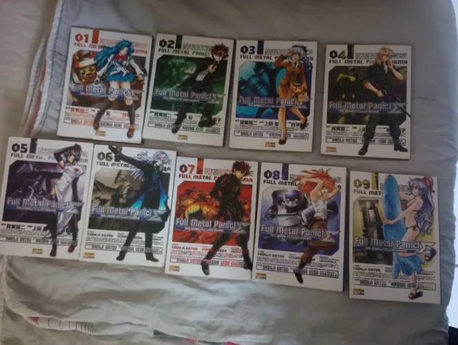 Coleção mangás Full Metal Panic e Full Metal Panic E Sigma
