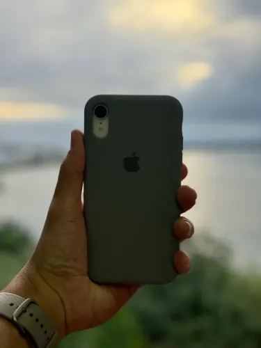 IPHONE XR 128 GB