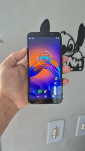 Vendo cel bom e barato moto E6 play (32Gb) Funcionando td perfeitamente