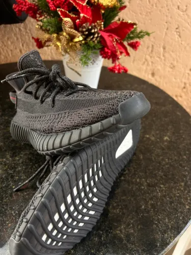 Yeezy Boost 350 V2 Black Reflective