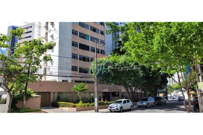 Apartamento 103 m², 3 quartos, sendo 1 suíte, próximo da praça de Casa Forte, Recife