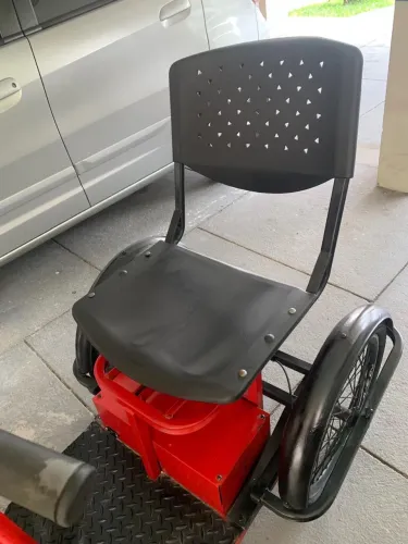 Triciclo SemiNovo em Ótimo estado 