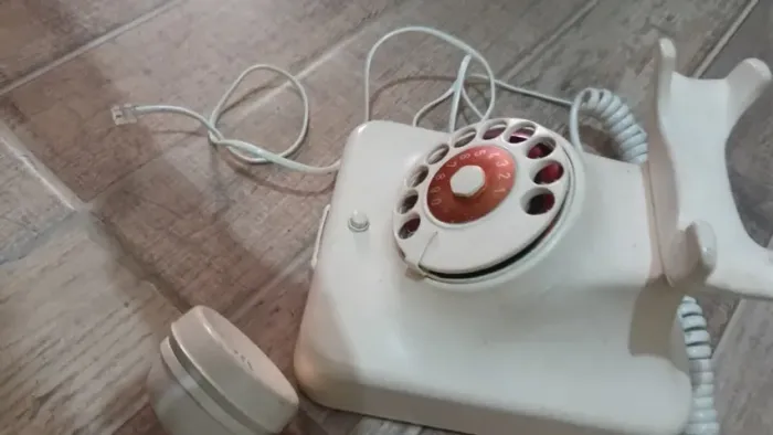 TELEFONE SIEMENS DE MAS DE 60 ANOS ALEMÃO LEGITIMO COMO NOVO 