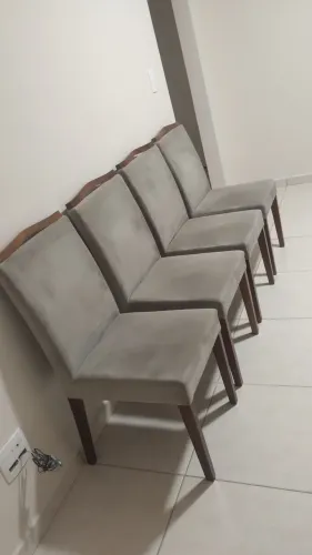 Vendo jogo de cadeiras 