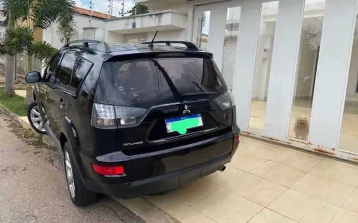 Mitsubishi Outlander 2.0 16V 160cv Aut. 2012