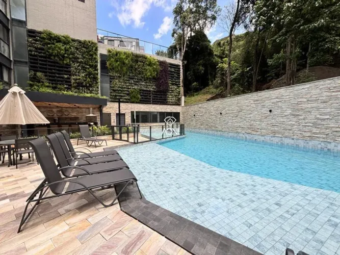 Apartamento de 77.55m² em Santa Lúcia, Vitória - Pronto para morar - Condomínio com piscin