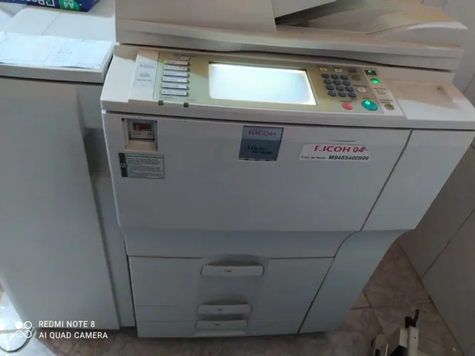 Vendo impressora Ricoh MP 8000