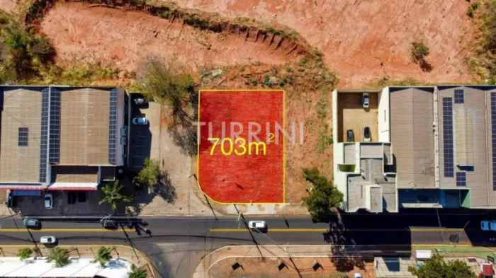 Terreno para locação no JD. Contorno em Bauru-SP.
