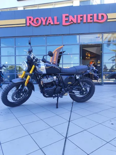BEAR 650cc/ DAIANA
