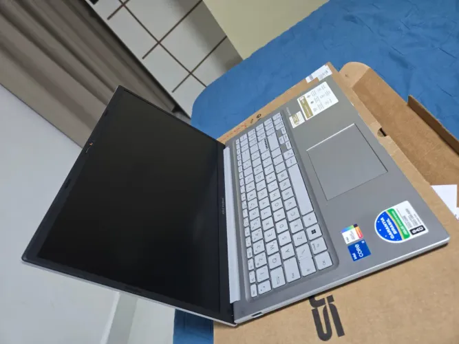 Asus Vivobook