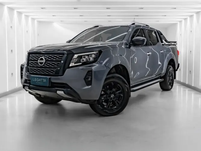Nissan Frontier XE CD 4X4 2.3 Bi-TB Diesel Aut. 2025