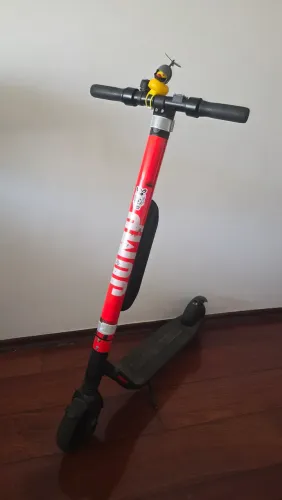 Patinete elétrico desbloqueado
