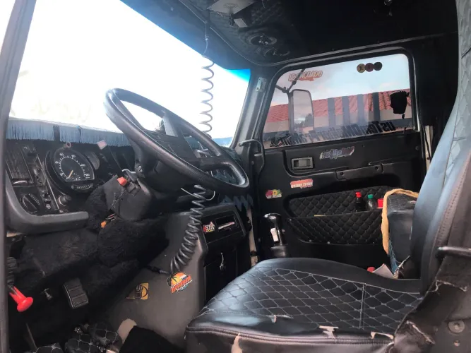 Vende se volvo nl 10 motor 340